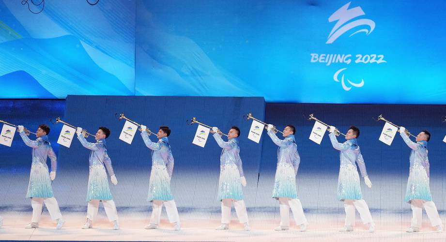 北京冬残奥会开幕式主持人